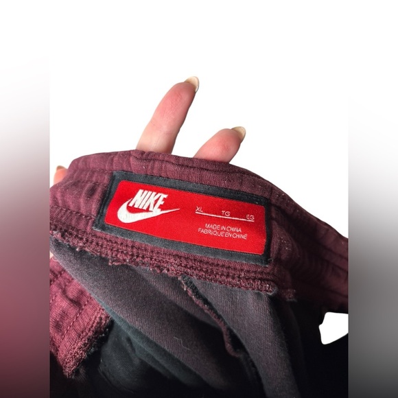 Nike Tech Fleece Joggers Mens size XL Burgundy Red - Picture 11 of 12